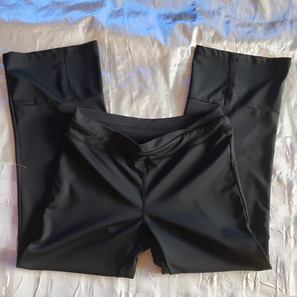 CHAMPION WOMEN'S ATHLETIC CROP PANT XS - Picture 1 of 6